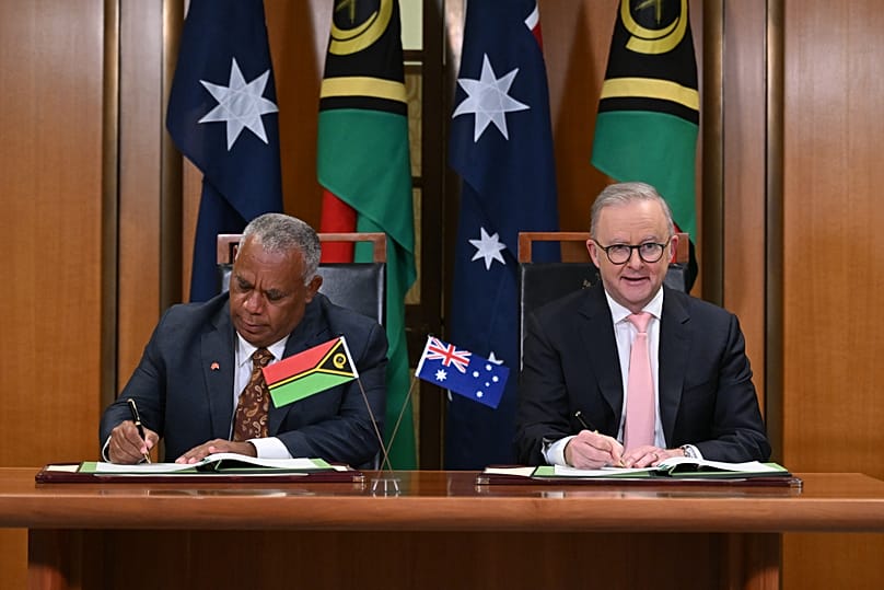 Prime Minister of Vanuatu Jotham Napat and Australian Prime Minister Anthony Albanese sign the Nakamal agreement in Canberra, 29 June, 2026 AP Photo