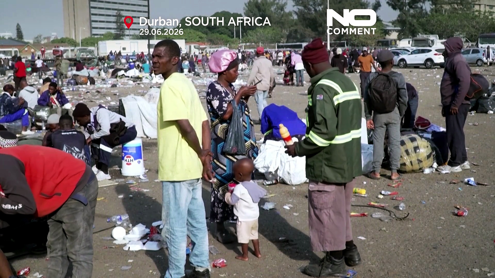 Des milliers de migrants attendent leur rapatriement dans des camps sud ...