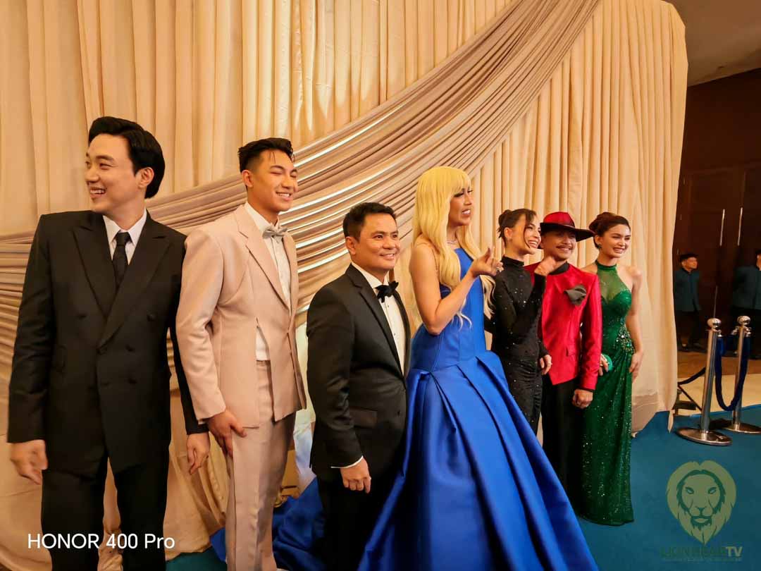 ‘It’s Showtime’ remains unbeatable in the noontime ratings match
