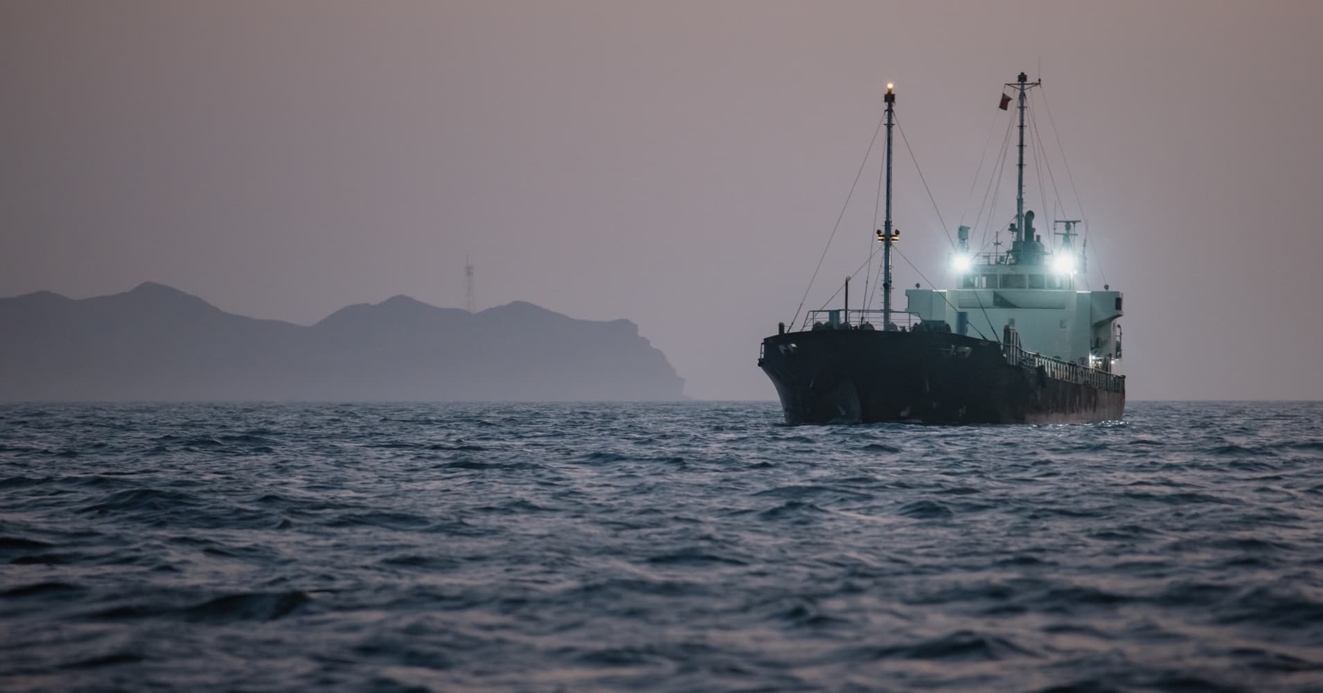 Oi prices choppy as recovering Hormuz Strait traffic tempers war premium