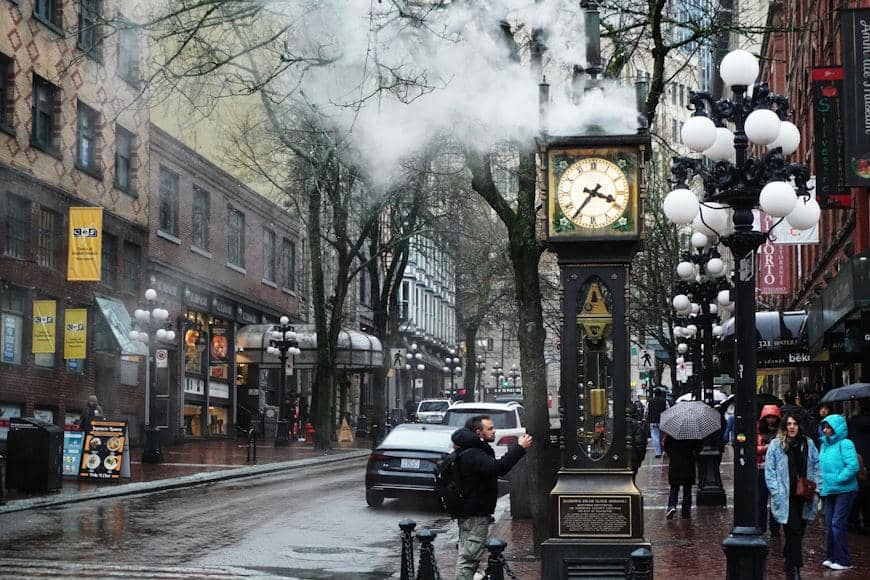 8 Fakta Menakjubkan Arsitektur Vancouver, Kota Kaca yang Nyaris Hilang 4