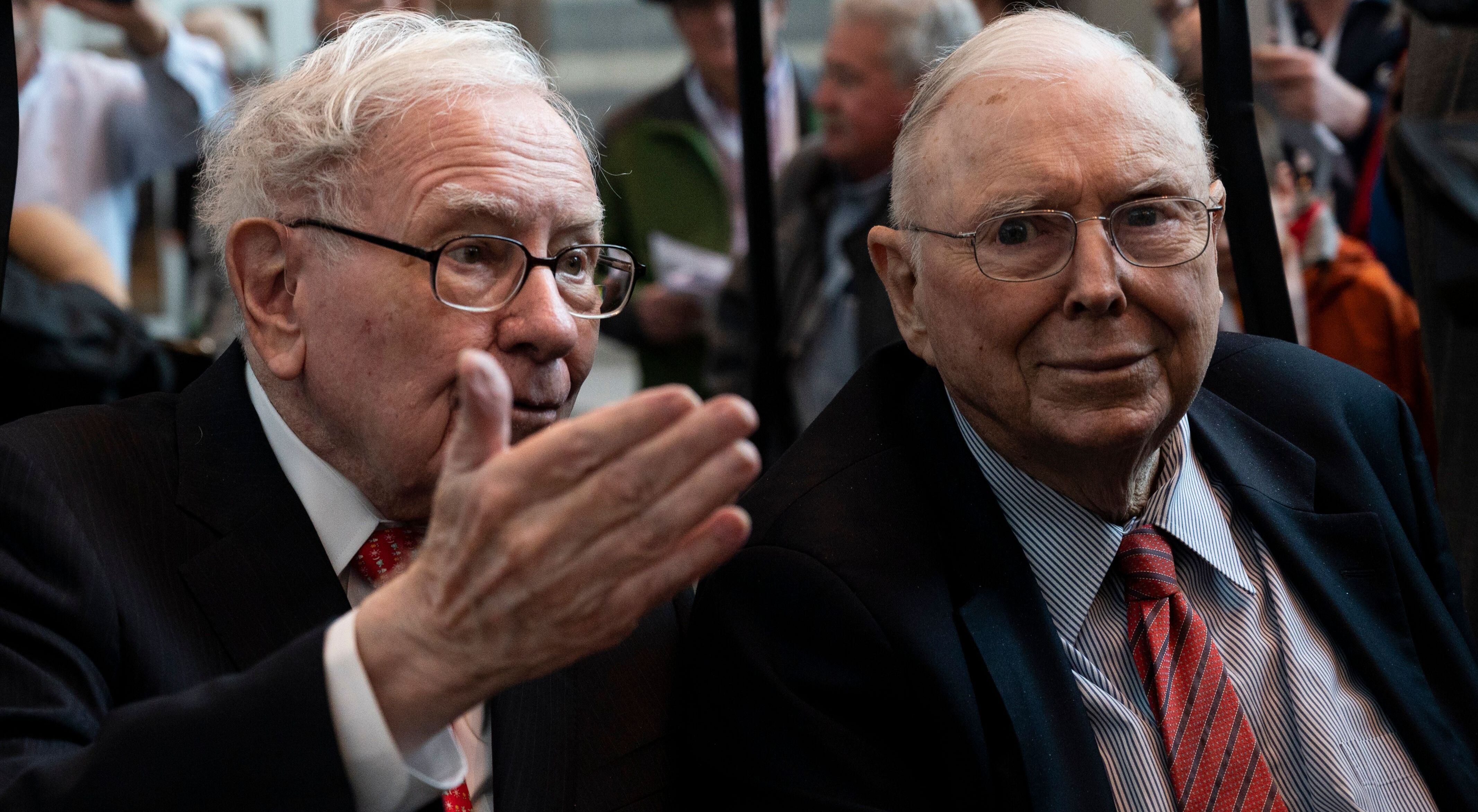 Charlie Munger: Finfluencers 'mislead you on purpose' — this is how the ...