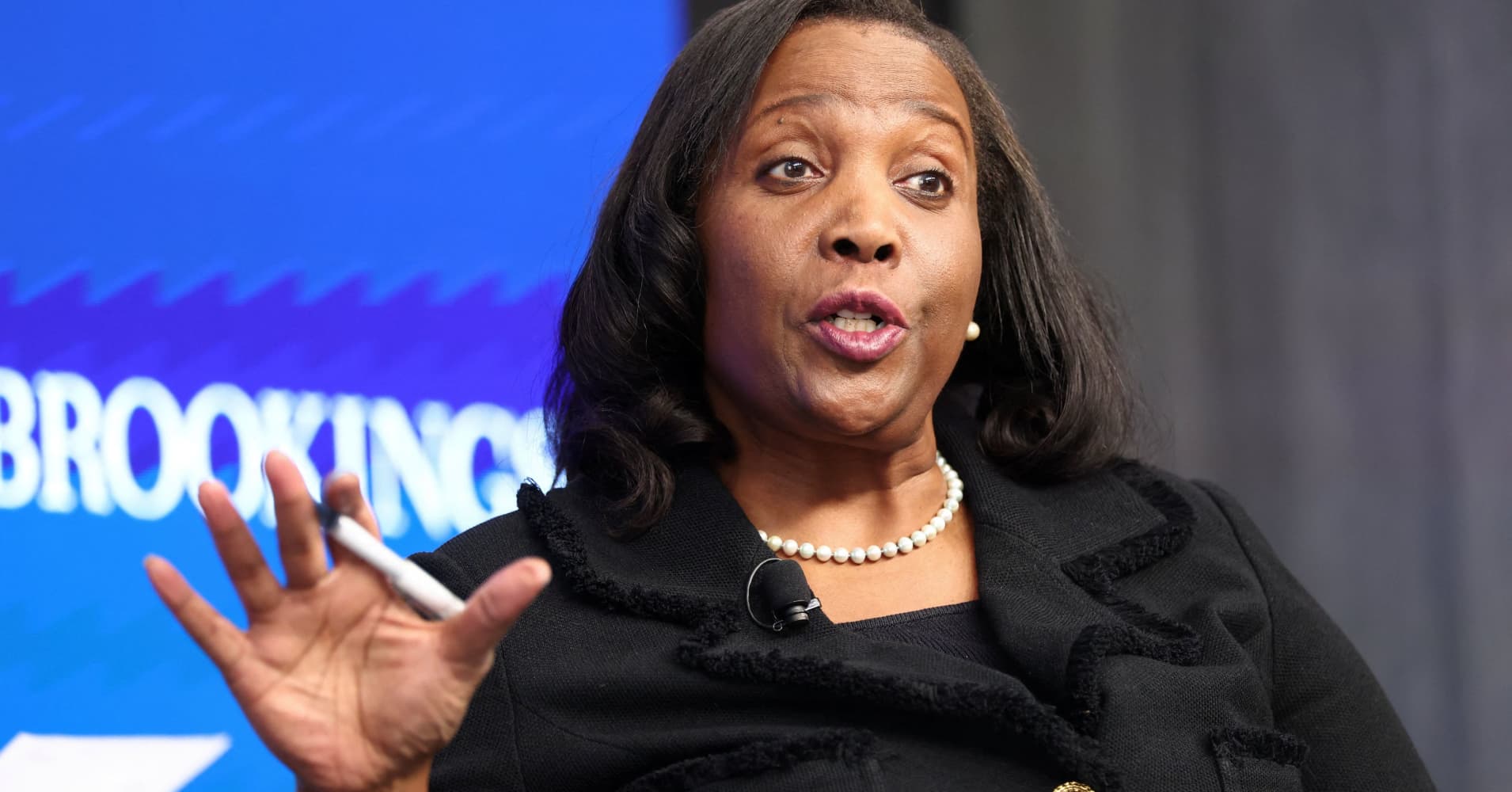 Trump created a committee to dig into the Fed's Lisa Cook. What is it ...