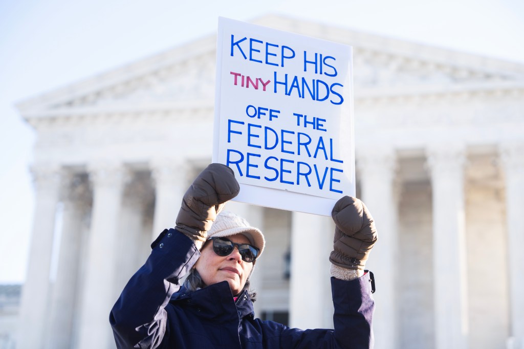 Roberts, Kavanaugh join liberal SCOTUS justices against Trump's Fed firing