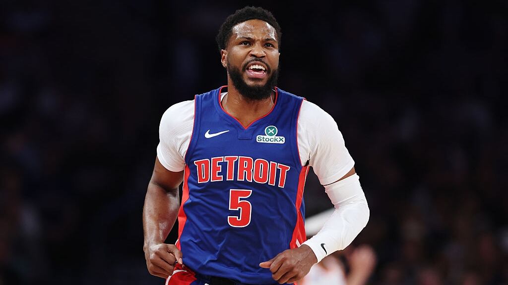 2 former NBA players among those indicted in gambling scandal