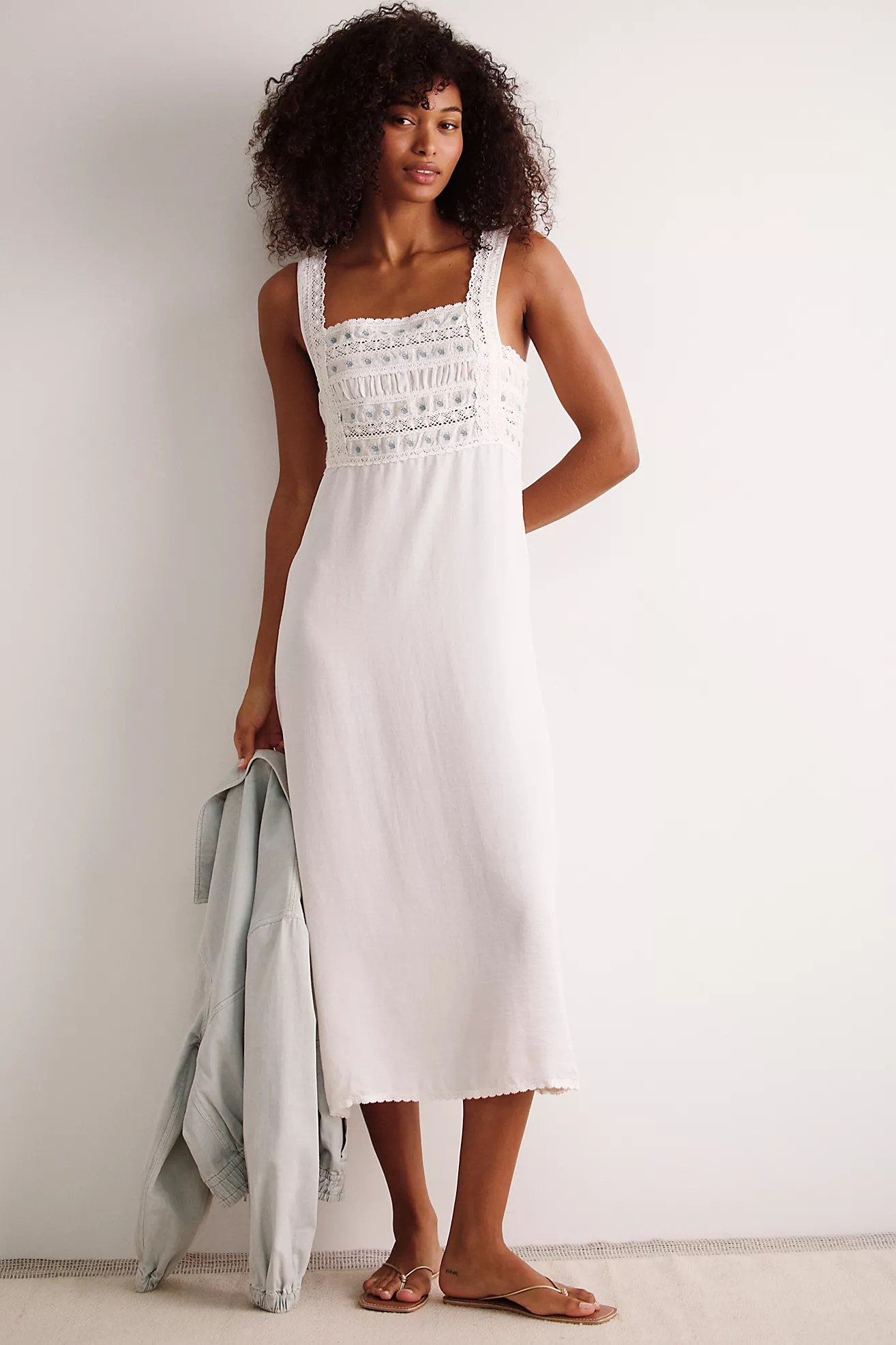 This Dress Trend Plus Closed-Toe Flats In This Color Is *the