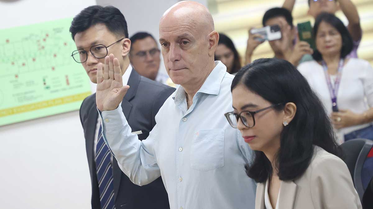 Baldwin admits: No required permit to work in PH