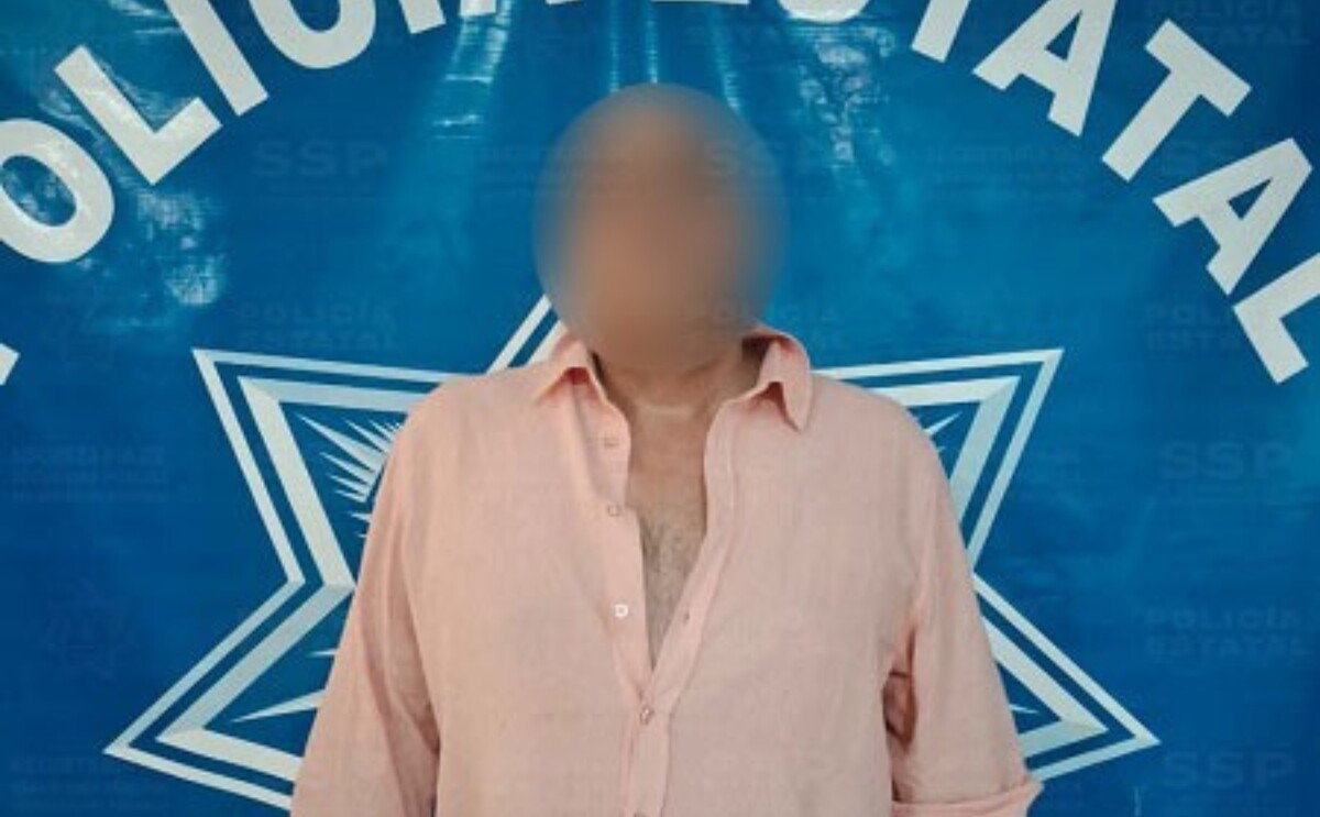 Hombre es detenido por golpear brutalmente a su joven pareja en plena ...