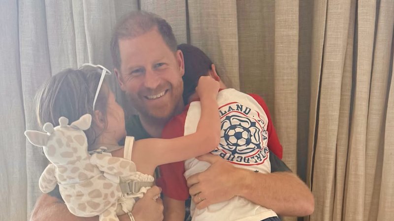 Archie, Lilibet should get official protection, longtime royal ...