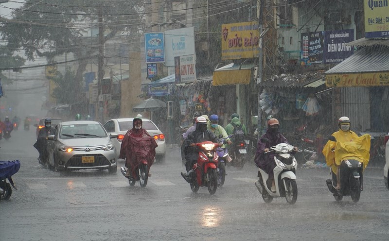 Dự báo khu vực mưa to nhất từ đêm nay đến ngày 1.7, có nơi trên 300mm
