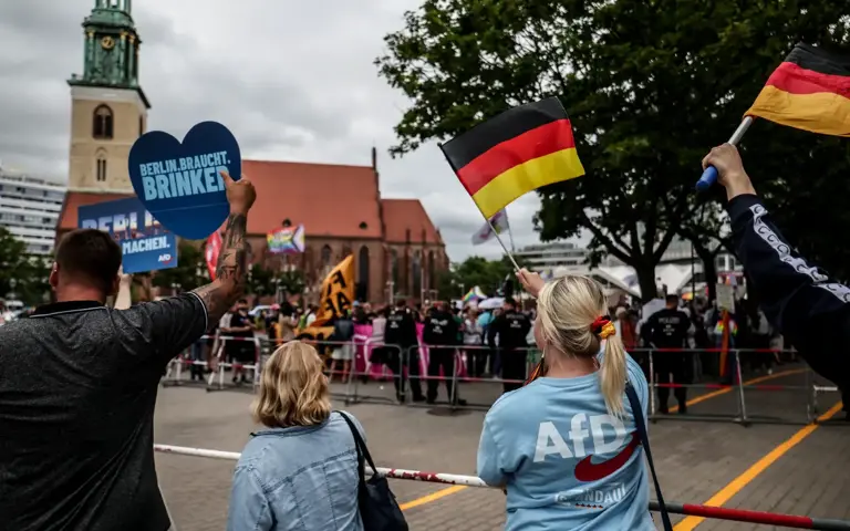 Far-right rally in Berlin heightens political temperature