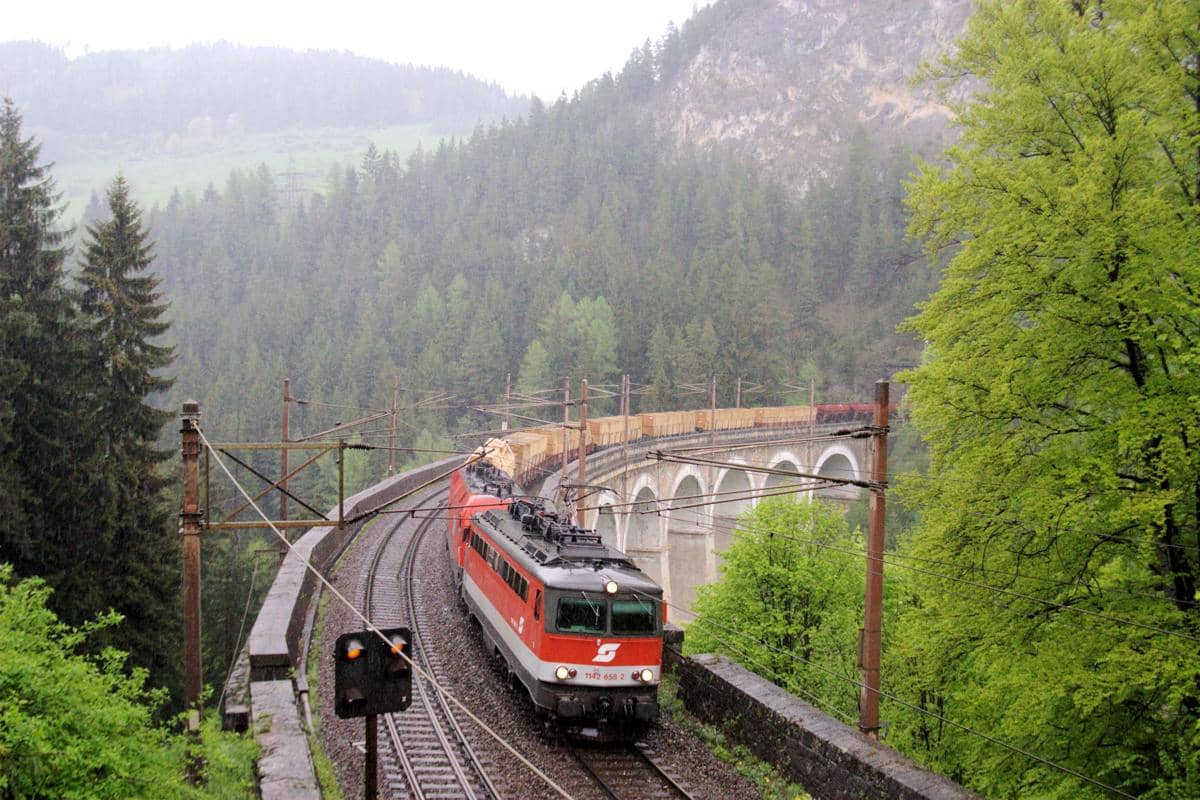 5 Fakta Menarik Jalur Kereta Semmering, Pionir Pegunungan Dunia 3