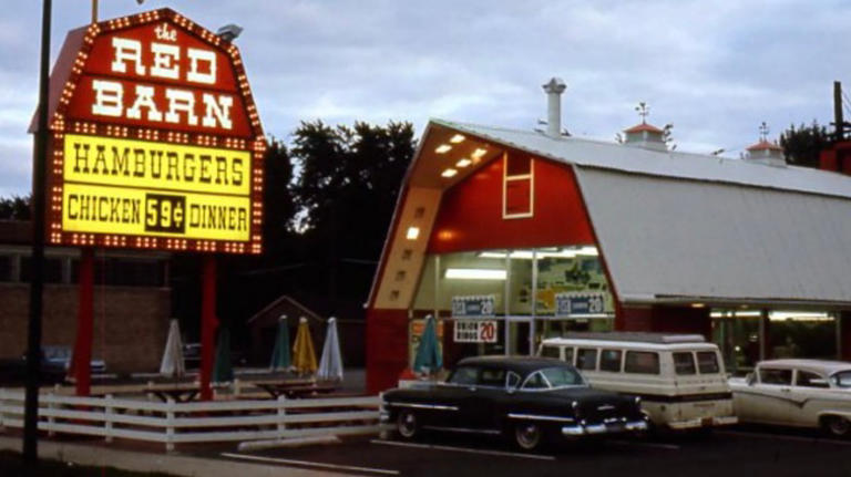 Does anyone remember this vintage '60s chain restaurant and its iconic ...