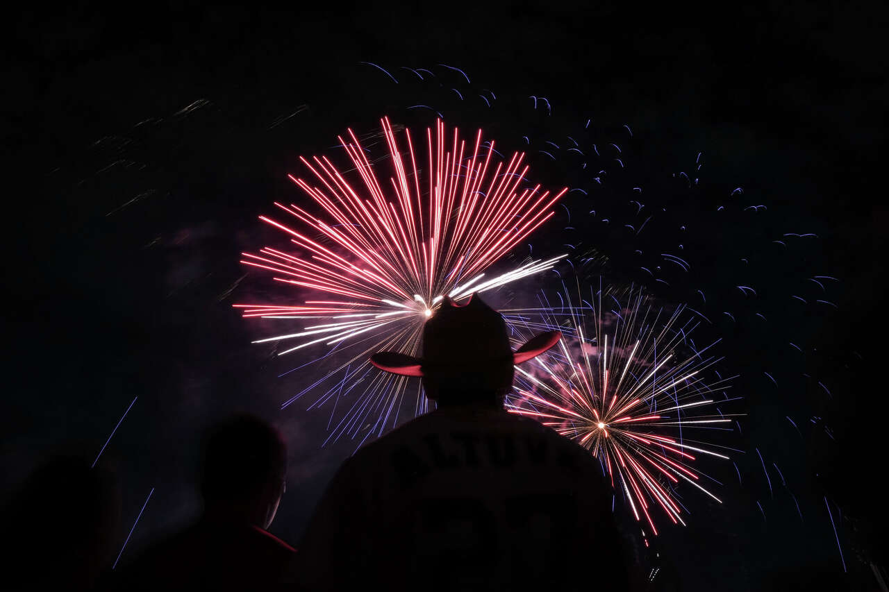 When are the best, worst times for Texans to travel during July 4 weekend?