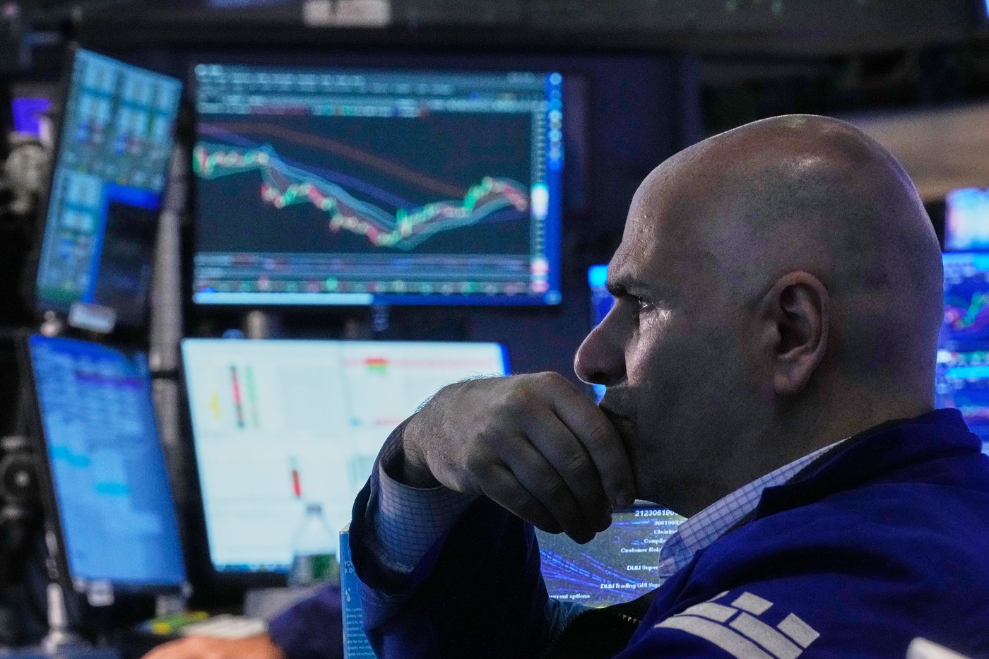 Asian shares mostly higher tracking Wall Street gains and oil stabilizes