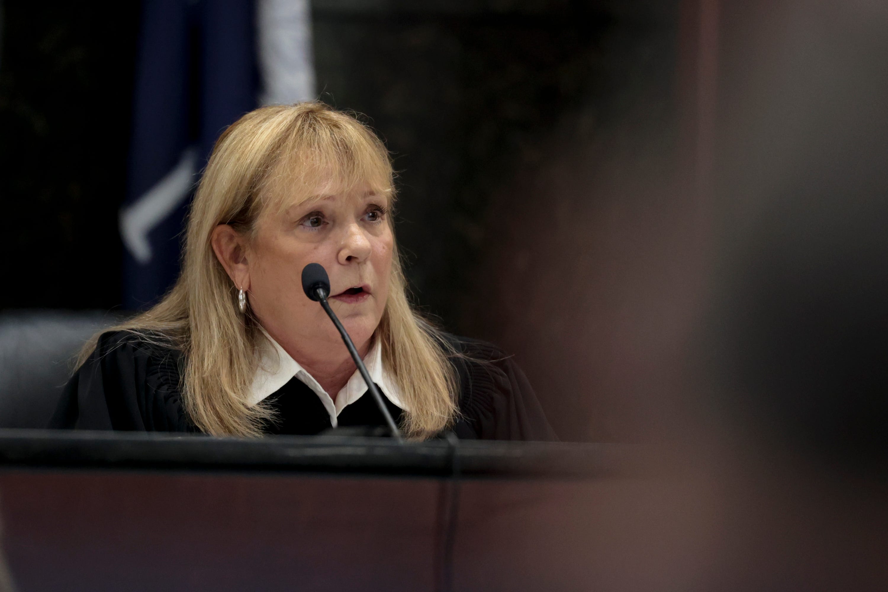 State opposed to Murdaugh's request for independent DNA testing, laptop