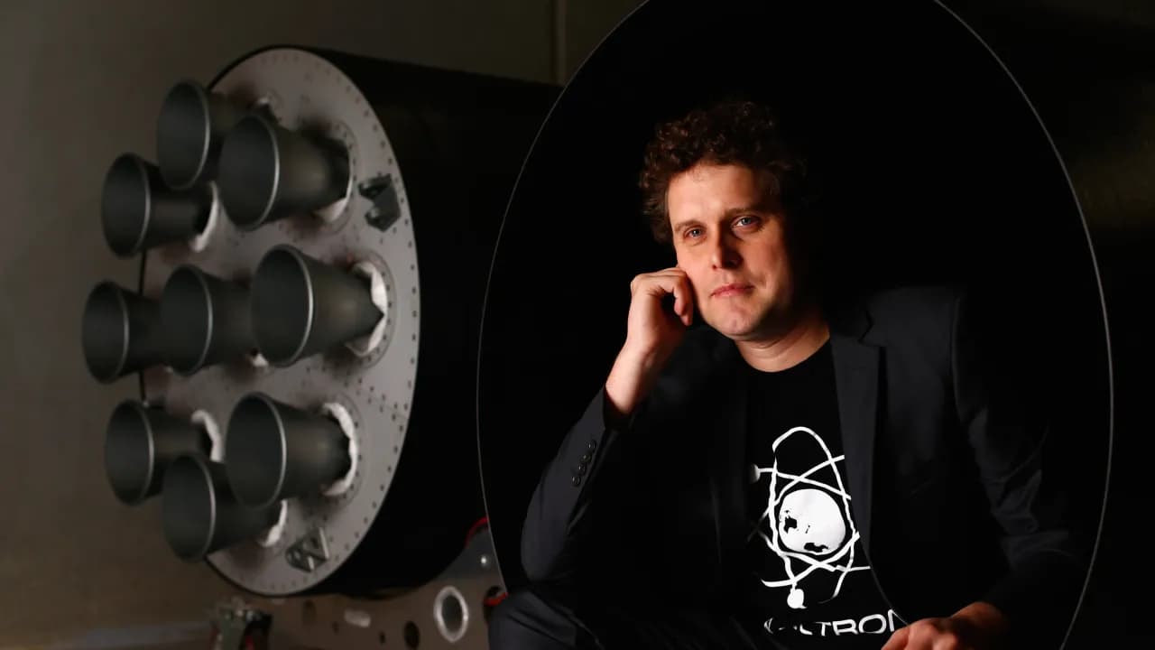 RKLB stock keeps flying overnight: Analyst says Rocket Lab outbid ASTS ...