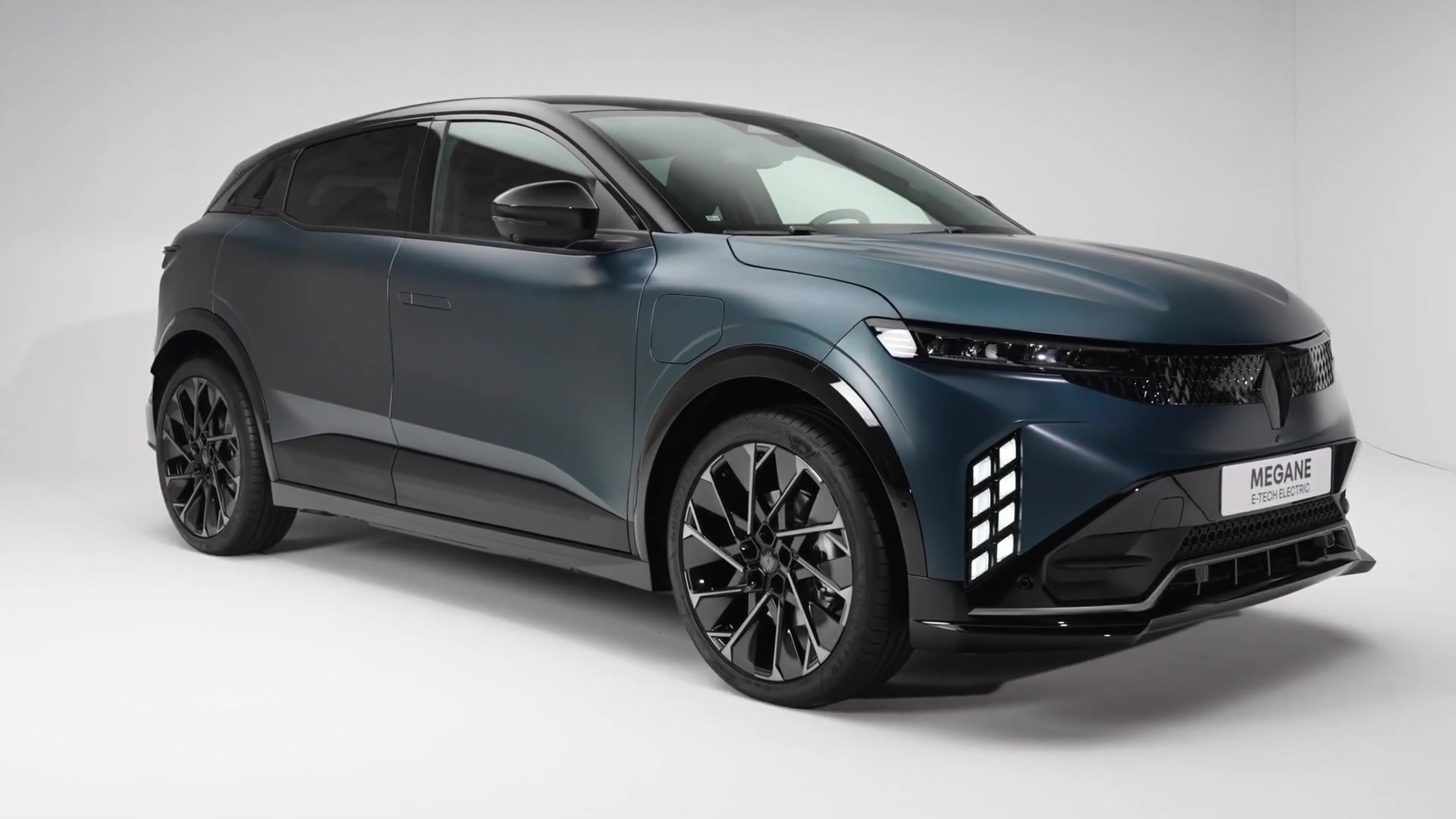 New Renault Megane E-Tech Electric exterior design