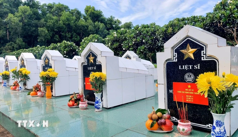 An Giang: Lấy mẫu và số hóa thông tin hài cốt liệt sỹ chưa xác định danh tính