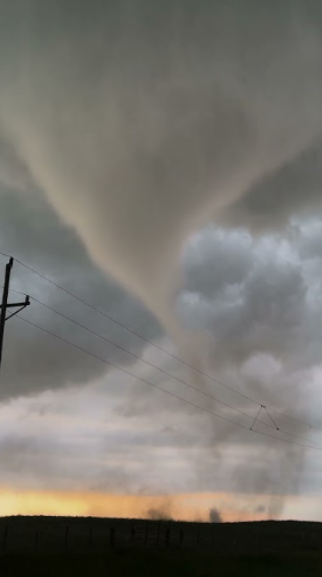 EF3 tornado forms in real time: Inside the storm’s power