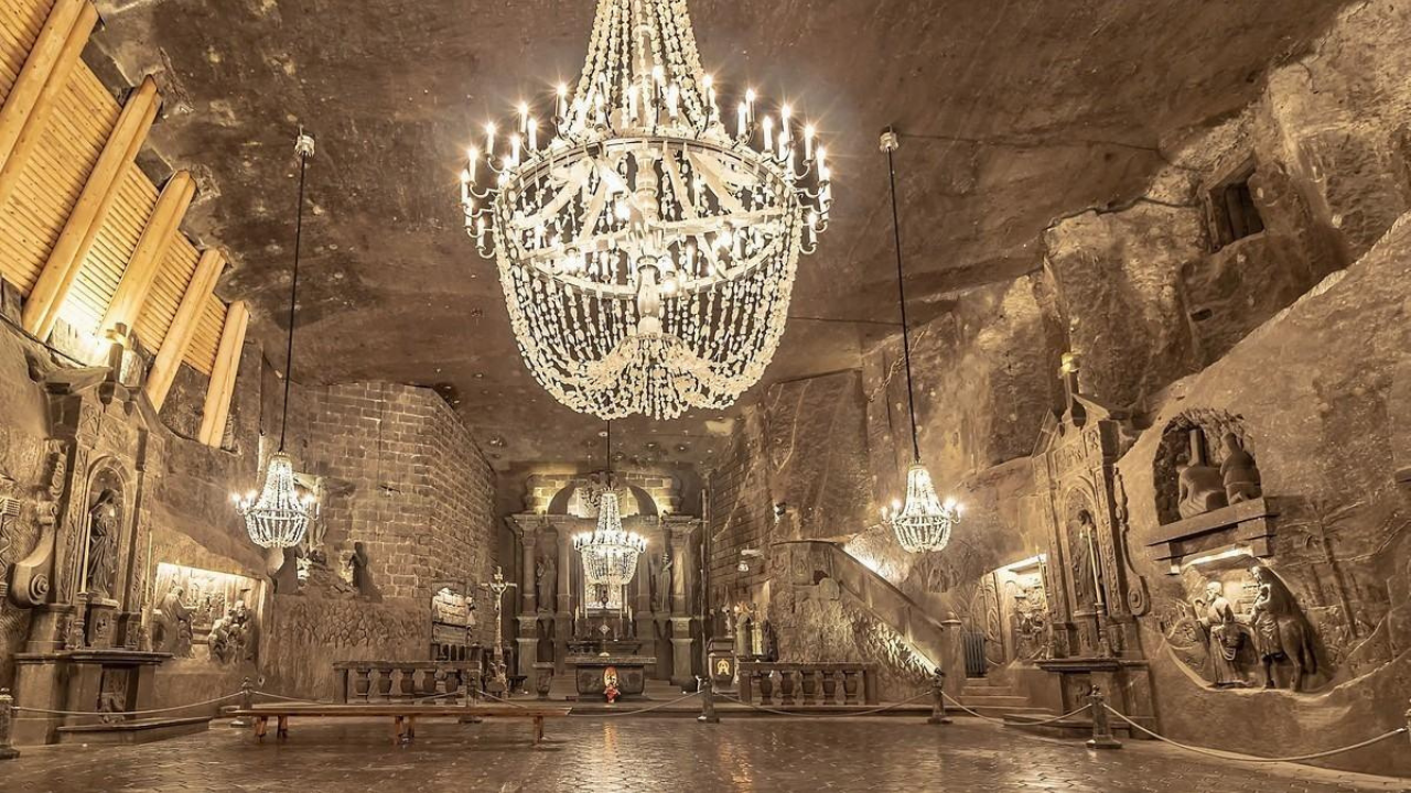 Hidden wonder: Poland's 700-year-old underground salt mine is a hidden ...