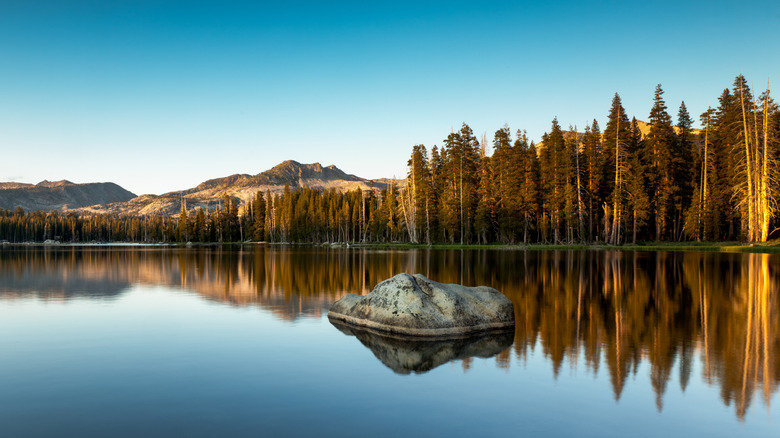 Sunset at Wrights Lake in California's Sierra Nevada Mountains