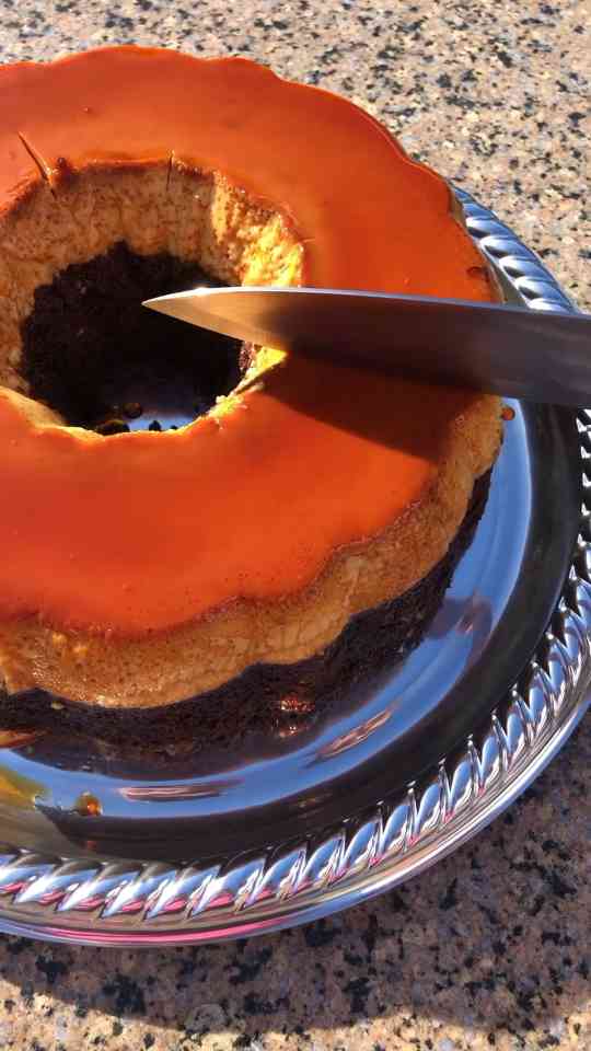 How to get that irresistibly creamy chocolate flan texture