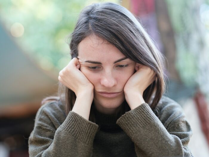 34 Everyday Habits People Only Have Because They Grew Up Poor