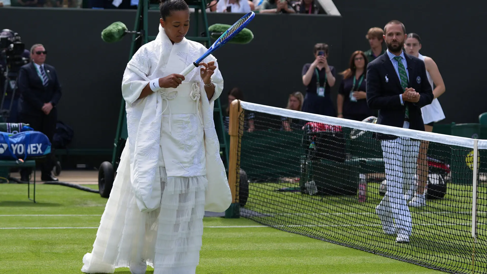 La tenista Naomi Osaka vuelve a acaparar todas las miradas en Wimbledon ...