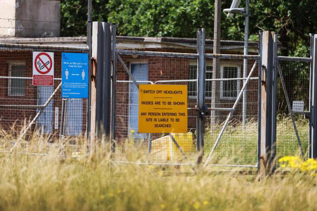 Government must 'come clean' on MOD Bicester asylum camp 'secret ...