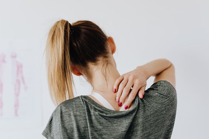 34 Everyday Habits People Only Have Because They Grew Up Poor