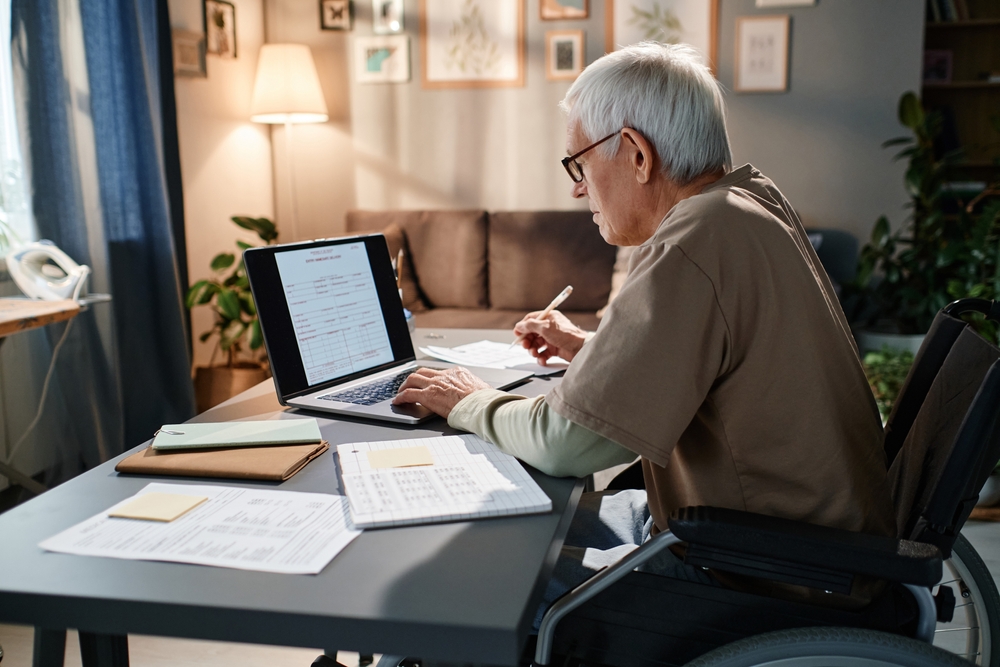 Remote work in your 60s and 70s: Tech, taxes, and pitfalls older ...