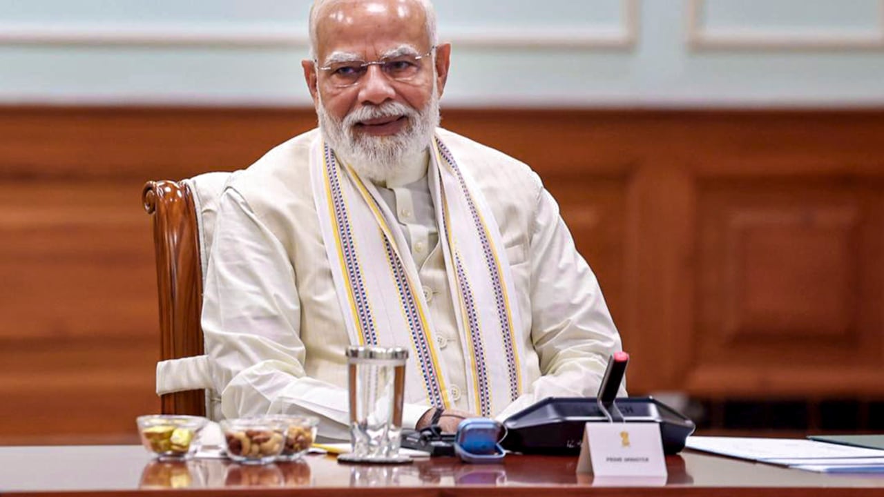 PM Modi reviews 'next phase of governance reforms' in meeting with 80 govt secretaries: Sources