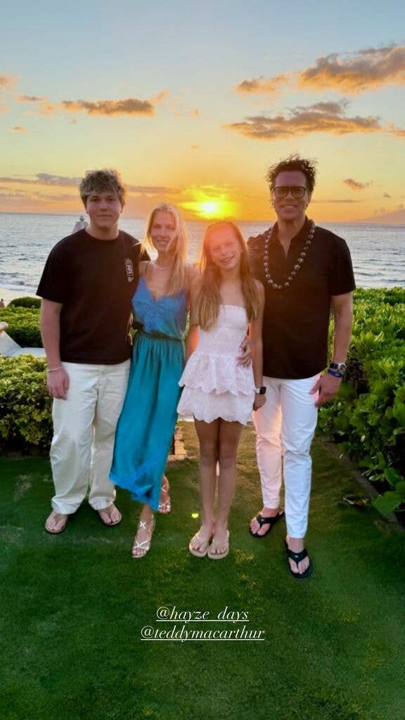 Ali Larter's daughter is her twin in striking vacation pictures