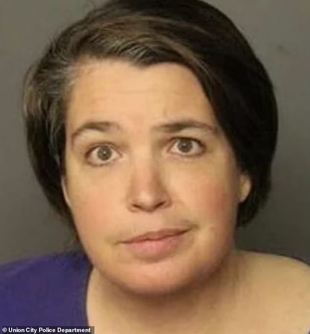 Report: Massachusetts woman charged with 1985 murder of newborn son
