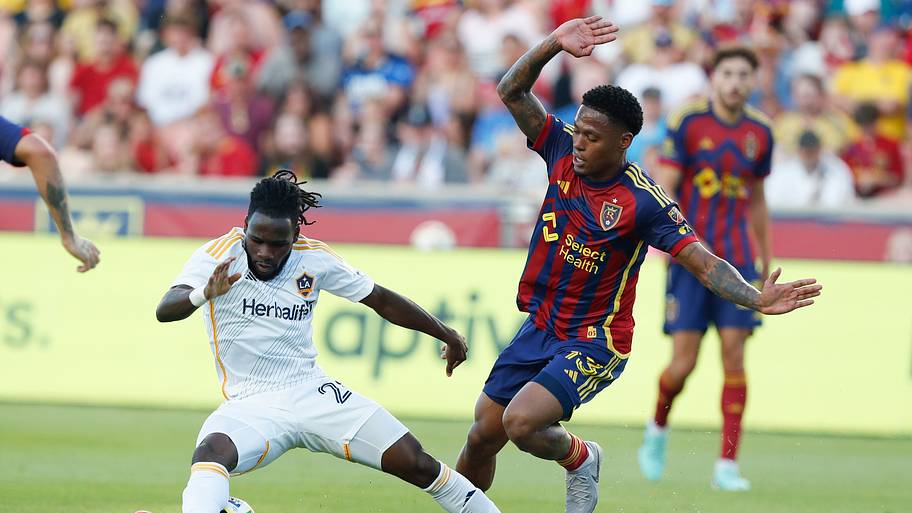 Toronto FC to acquire Nelson Palacios from Real Salt Lake