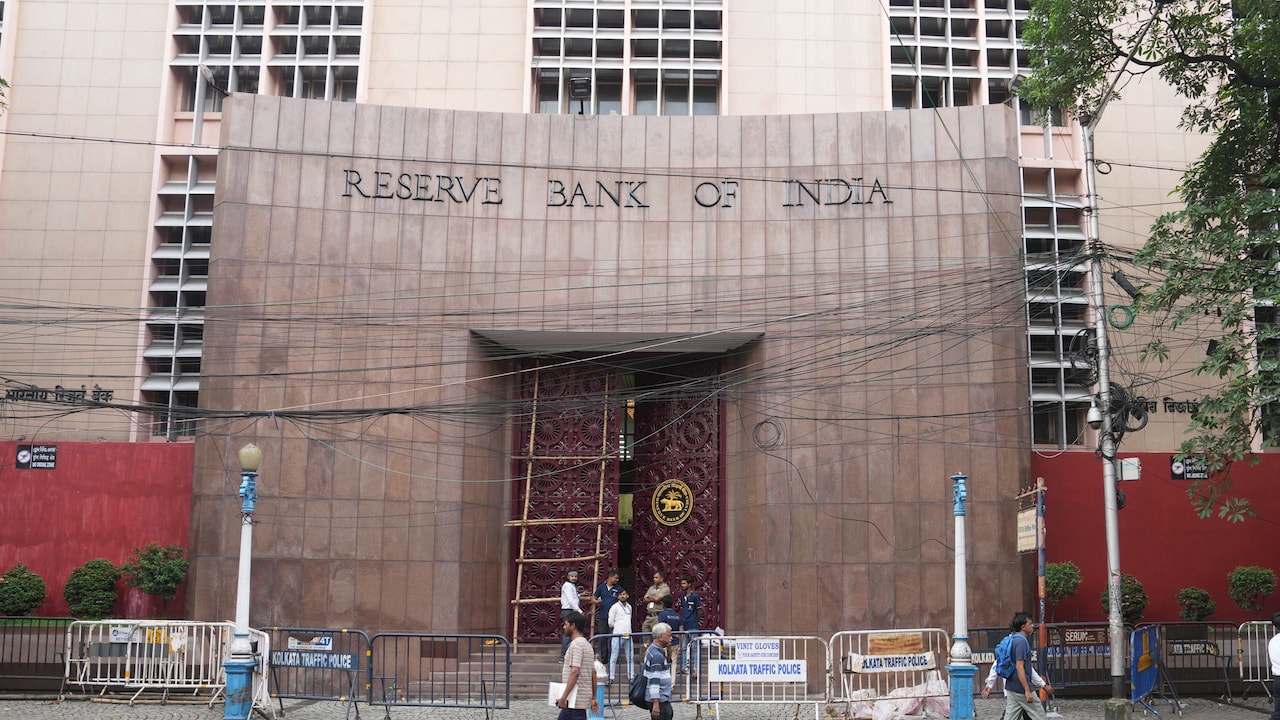 Banks NPA at multi-decadal low of 1.8%, Indian financial system remains ...