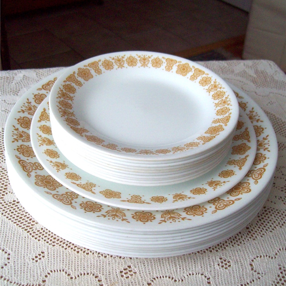 26 retired Corelle patterns that resellers snap up immediately