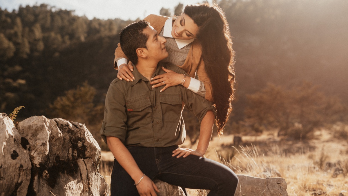 10 things women secretly expect a man to do and almost none do