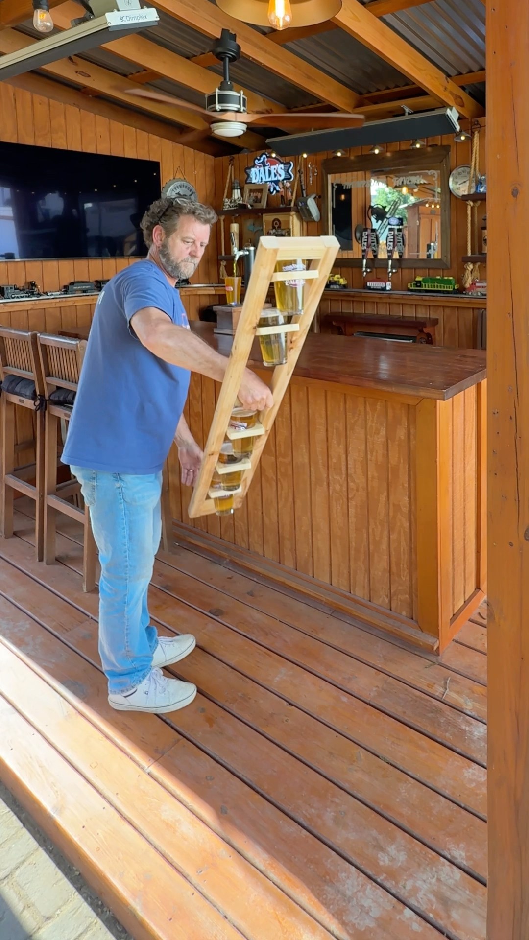 A new way to carry your pints