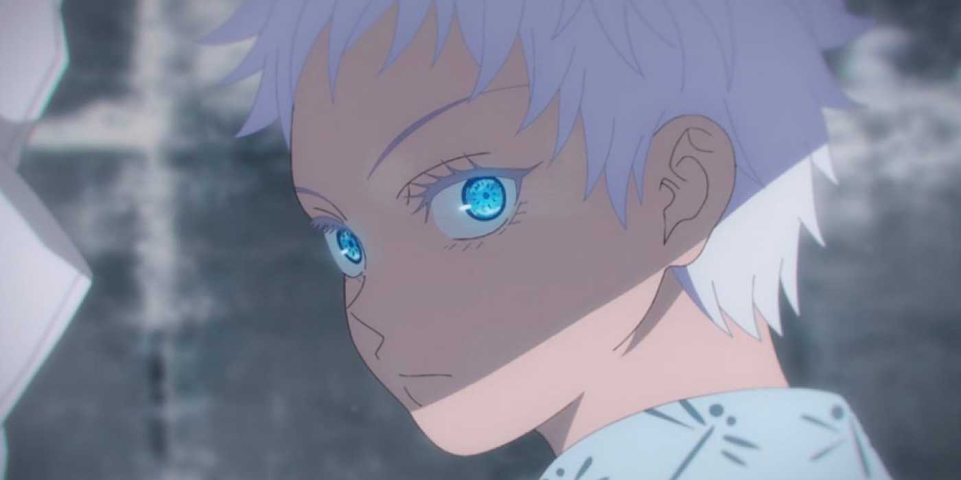 A child version of Gojo looking backward, his blue eyes glowing thanks to the power of the Six Eyes in Jujutsu Kaisen