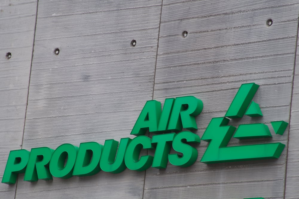Air Products dumps flagship clean energy project after returns fall short