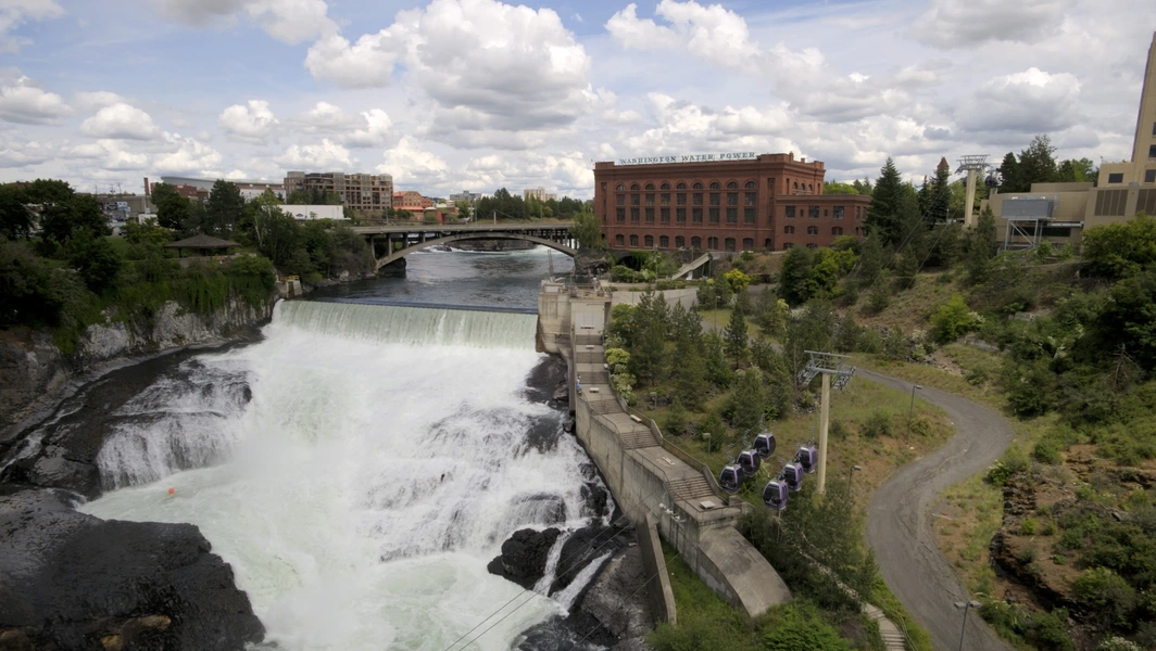 22 Scenic Destinations East of Spokane Await