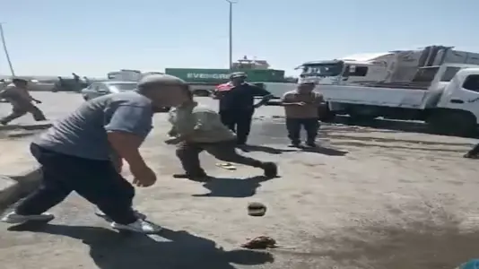 اعتداء على حملة إزالة بالإسكندرية (3)