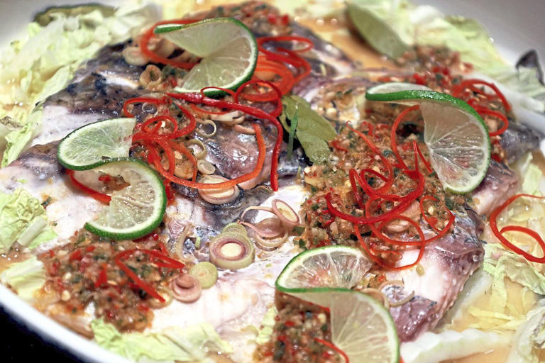 Feast of best-loved Thai dishes