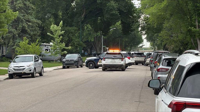 Saskatoon police engaged in standoff, asking drivers to avoid block of ...