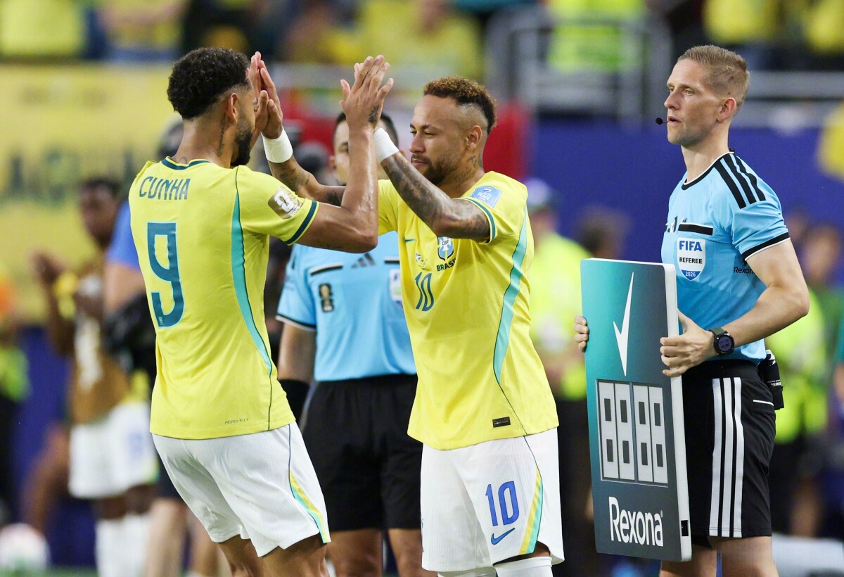 ＜W杯＞ブラジル巡り発言の塩貝健人のSNSに批判殺到、コメント84万件超― …