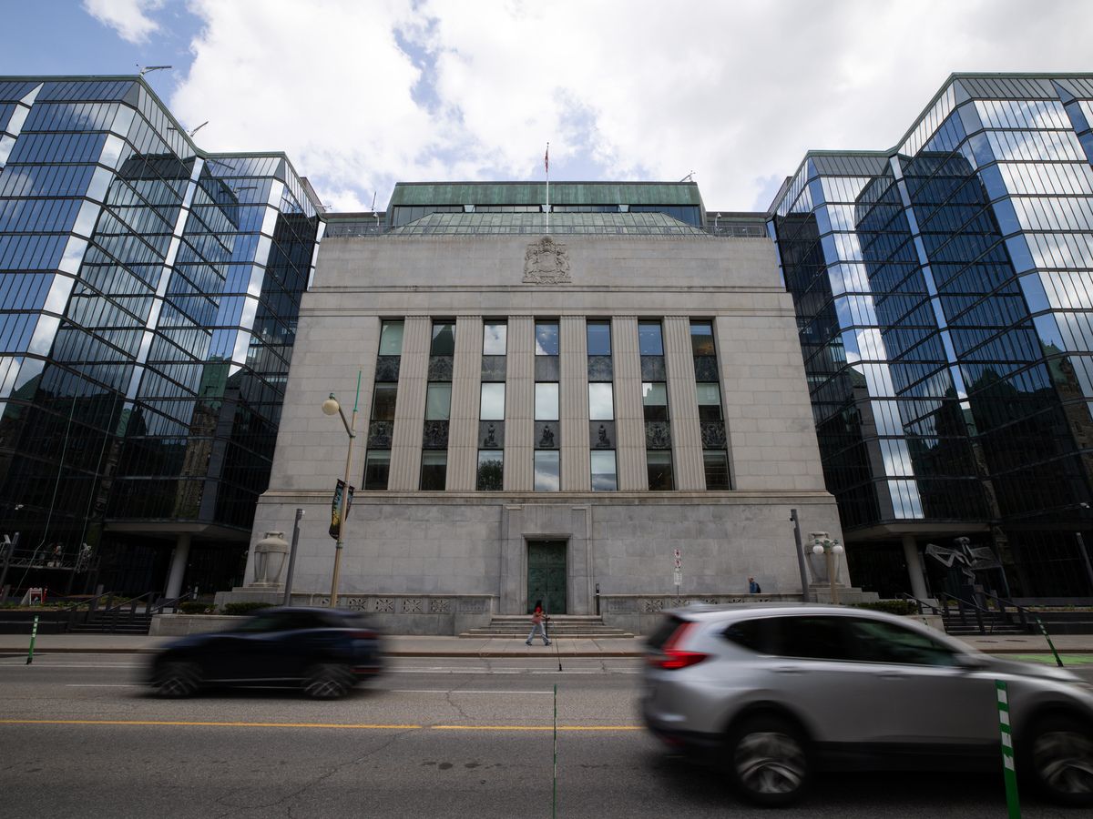 False Alarm on Recession: Economists Respond to April's GDP Numbers