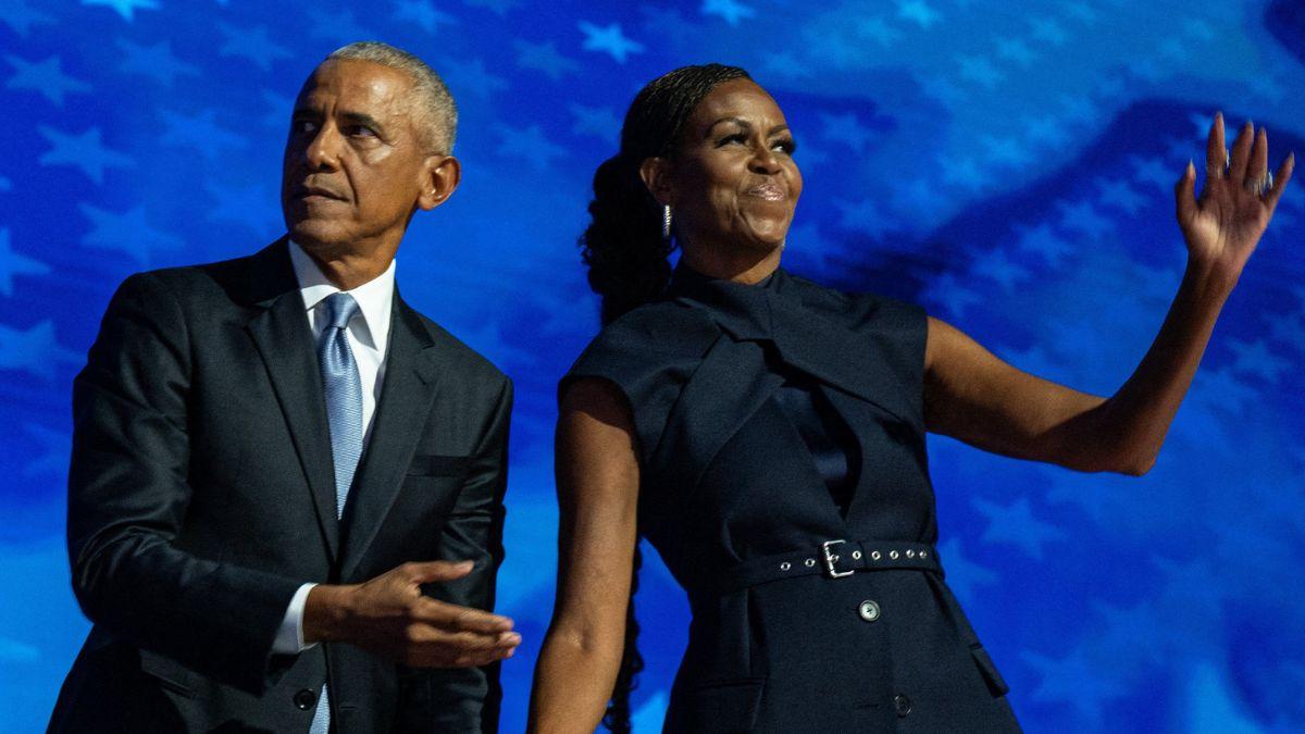 Barack and Michelle Obama get flirty while talking about new ...