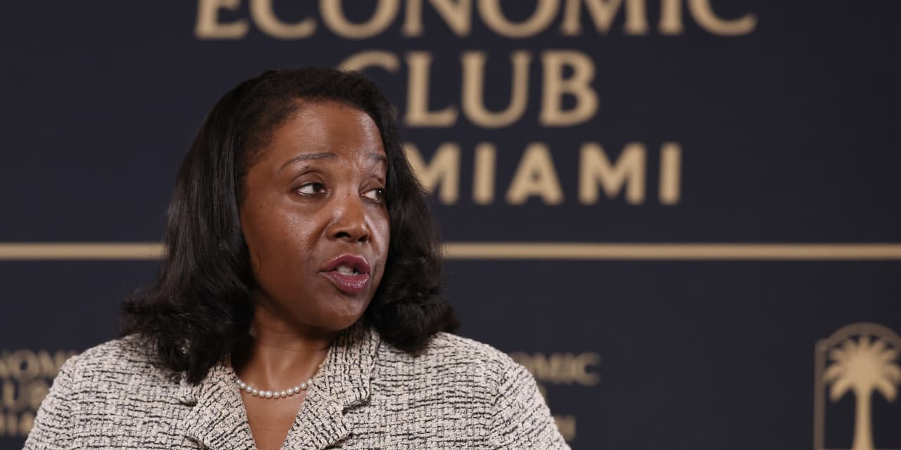 Trump ramps up battle to fire Fed’s Lisa Cook. Her lawyers say there’s ...